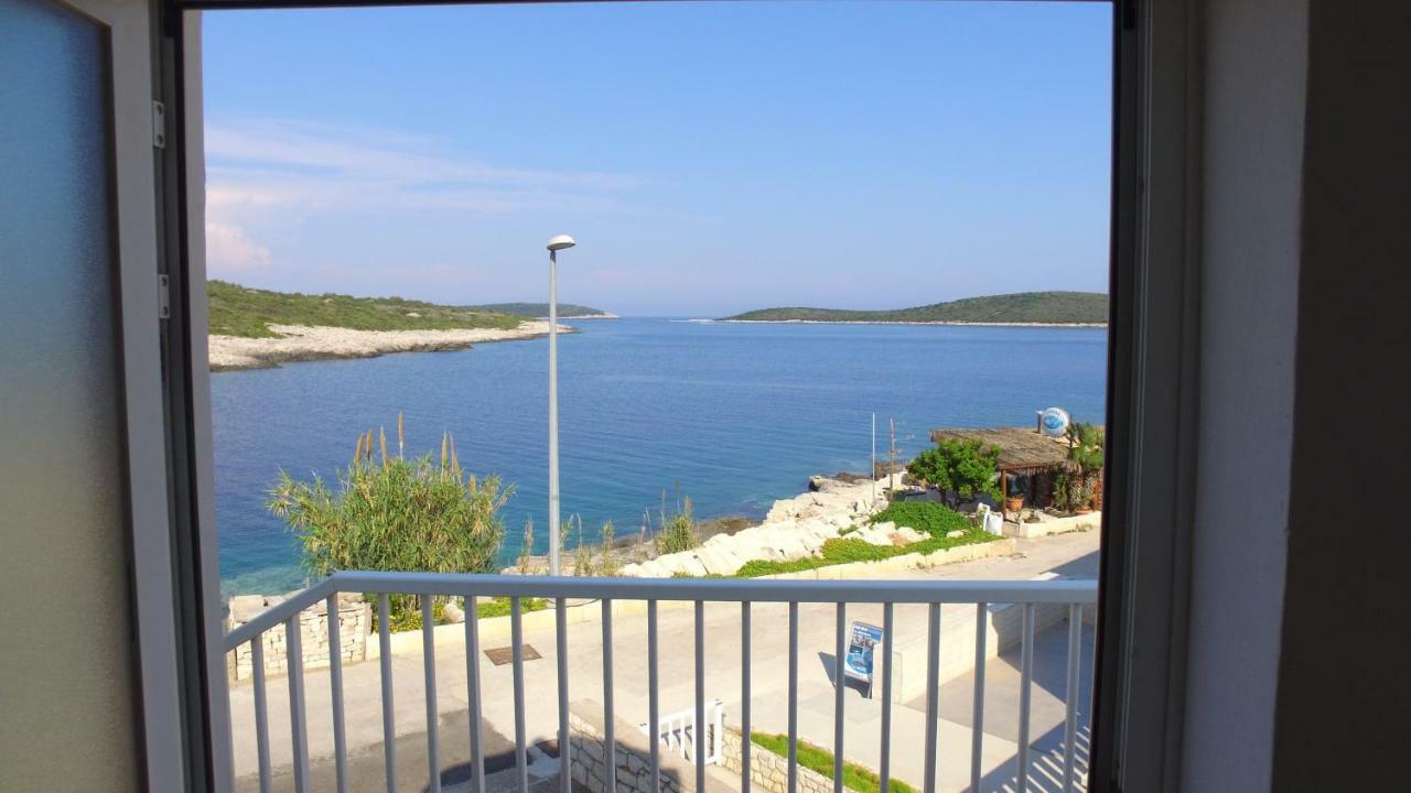 Apartment Karuza Rukavac 维斯 外观 照片